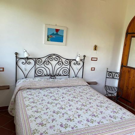 Bed and Breakfast La Dacia Di Gina Ravello Esterno foto